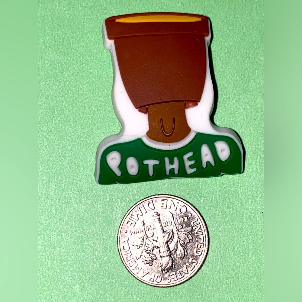 (10 for $15) Pot Head 420 leafs 🍃 Cannabis Crocs Shoe Charms